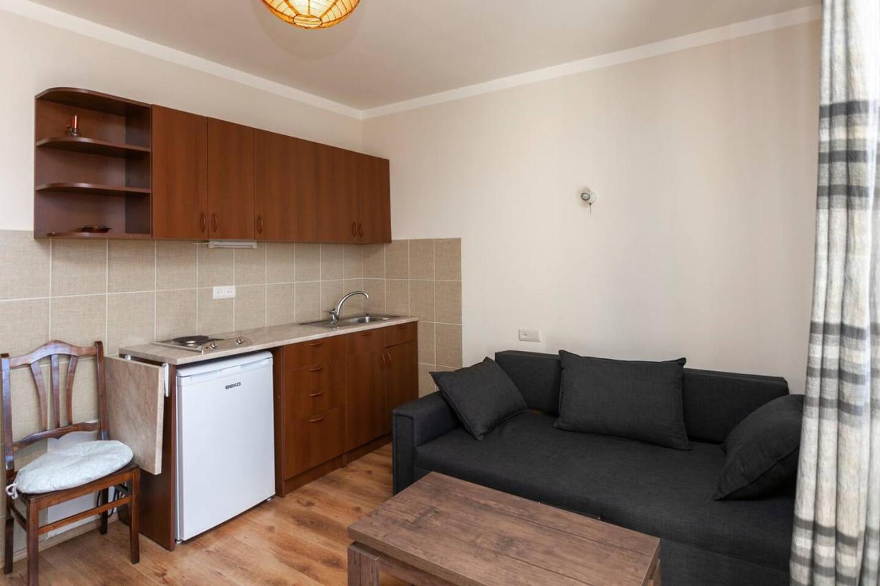 Wehost Cozy And Comfortable Studio Гудаури Экстерьер фото
